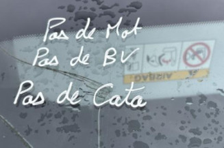 Pare boue arriere gauche PEUGEOT 5008 2