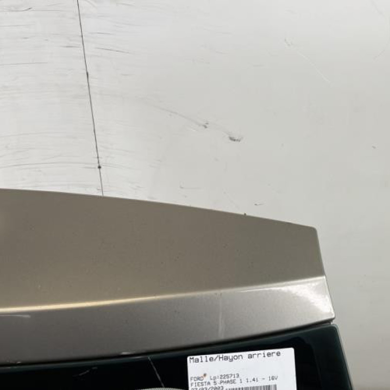 Malle/Hayon arriere FORD FIESTA 5 Photo n°3