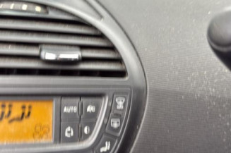 Anti brouillard arriere gauche CITROEN C4 PICASSO 1