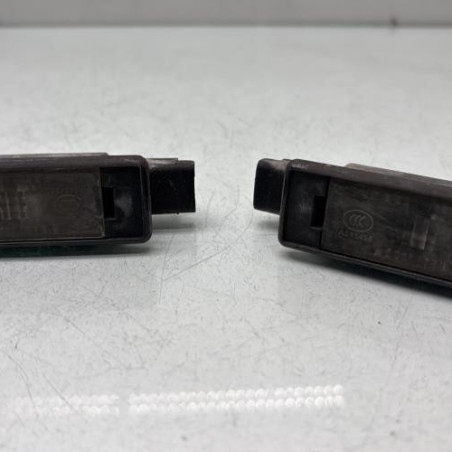 Eclairage de plaque CITROEN C3 2 Photo n°1