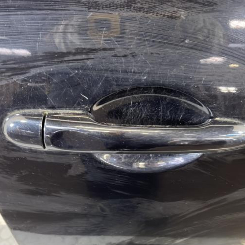 Porte avant droit RENAULT CLIO 4 Photo n°2