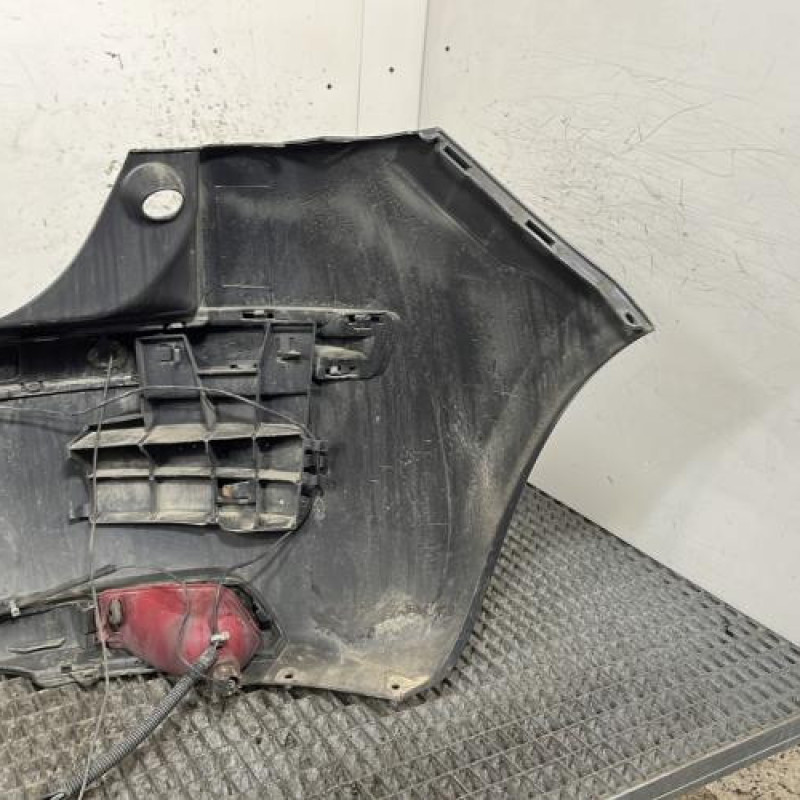 Pare choc arriere CITROEN C4 1 Photo n°4
