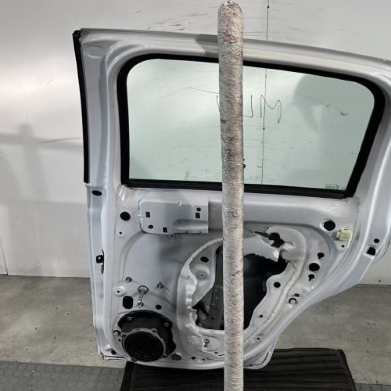Porte arriere droit CITROEN C3 2 Photo n°7