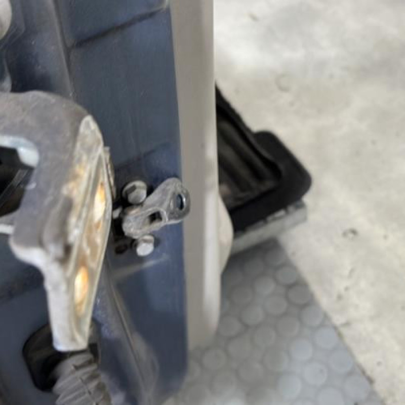 Porte avant droit RENAULT TWINGO 2 Photo n°4