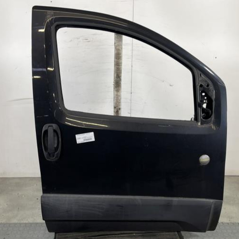 Porte avant droit PEUGEOT BIPPER Photo n°1