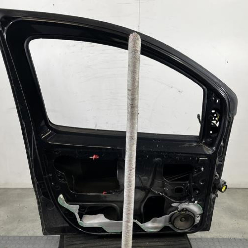 Porte avant gauche PEUGEOT BIPPER Photo n°5
