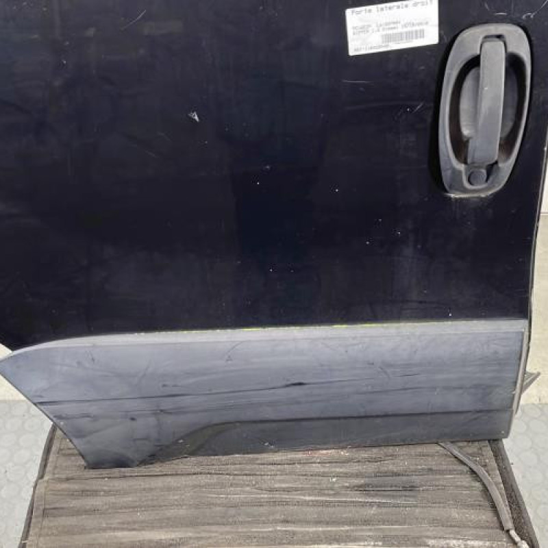 Porte laterale droit PEUGEOT BIPPER Photo n°4