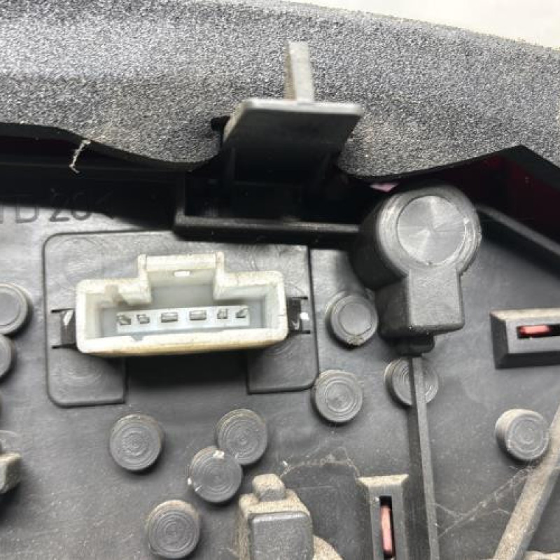 Feu arriere principal droit (feux) PEUGEOT 406 Photo n°3