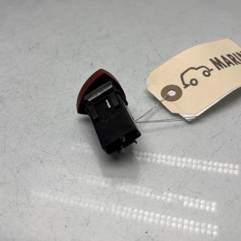 Bouton de warning RENAULT GRAND ESPACE 4 Photo n°2