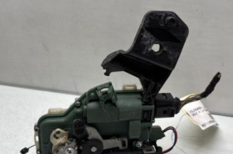 Serrure avant gauche VOLKSWAGEN GOLF 4