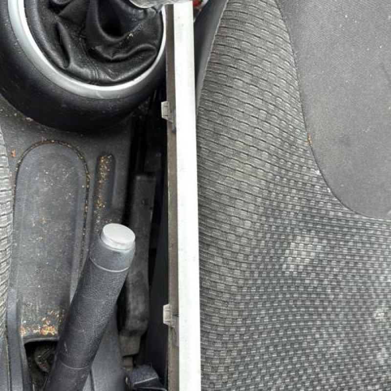 Feu arriere principal gauche (feux) CITROEN C2 Photo n°15