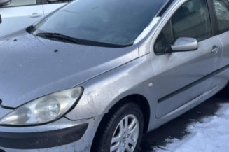 Pare choc arriere PEUGEOT 307