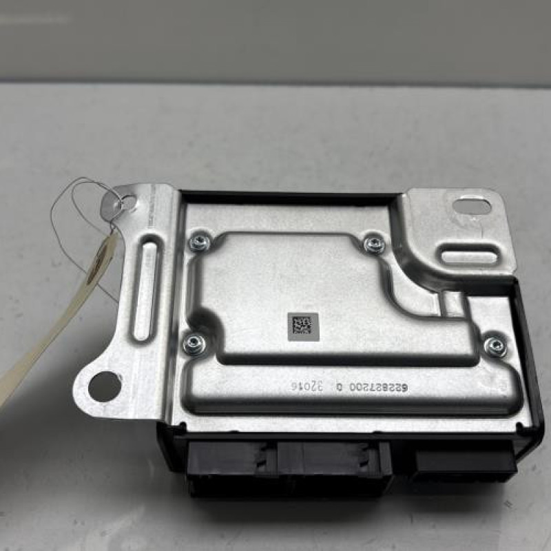 Boitier air bag RENAULT MEGANE 4 Photo n°4