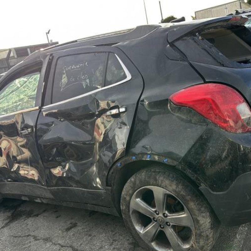 Anti brouillard arriere gauche OPEL MOKKA 1 Photo n°19