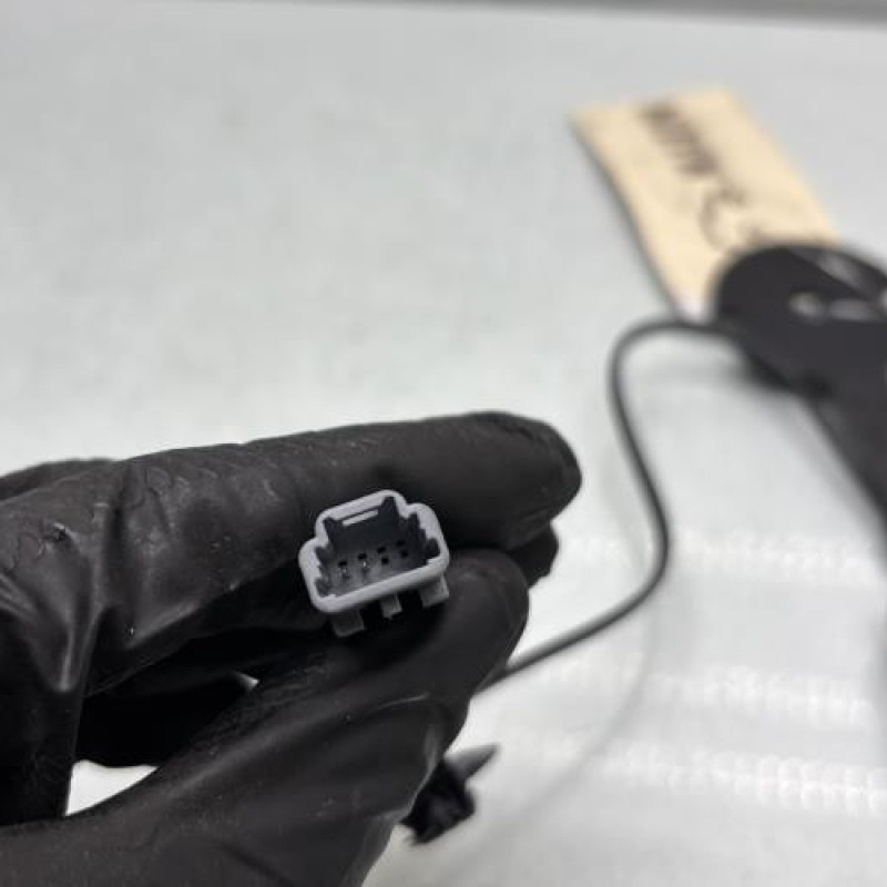 Attache ceinture avant gauche NISSAN PRIMASTAR 2 Photo n°5