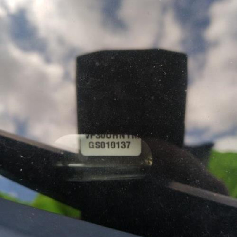 Attache ceinture arriere gauche PEUGEOT 3008 1 Photo n°7