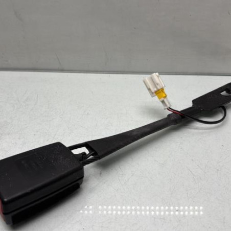 Attache ceinture avant droit PEUGEOT 3008 1 Photo n°1