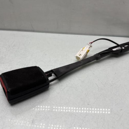 Attache ceinture avant droit PEUGEOT 3008 1