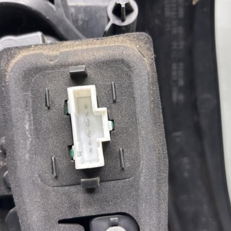 Feu arriere principal droit (feux) CITROEN C3 2 Photo n°3