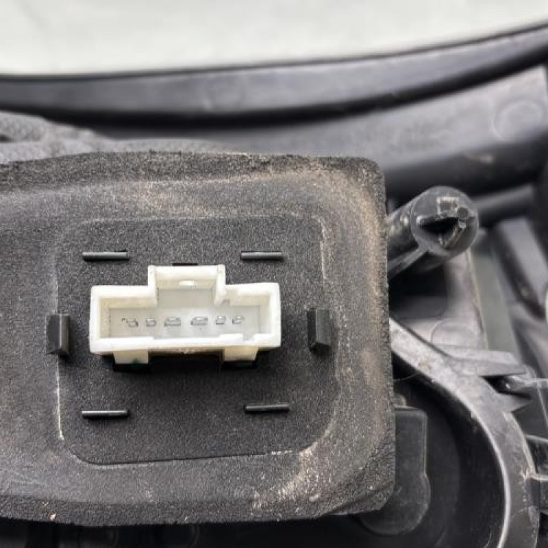 Feu arriere principal gauche (feux) CITROEN C3 2 Photo n°3