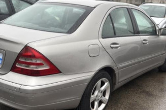 Anti brouillard droit (feux) MERCEDES CLASSE C 203