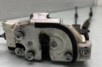 Serrure avant gauche MITSUBISHI L 200 3 Photo n°1