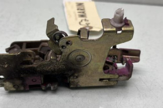 Serrure avant droit MERCEDES VITO 638