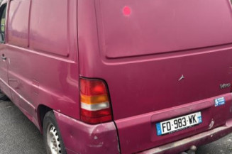 Serrure avant droit MERCEDES VITO 638