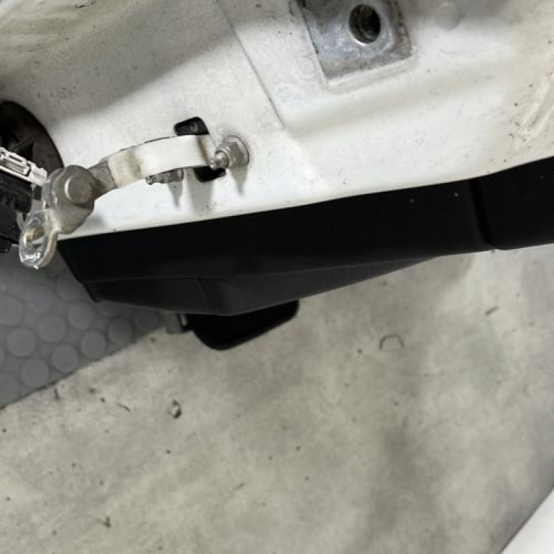 Porte avant droit FIAT GRANDE PUNTO Photo n°4