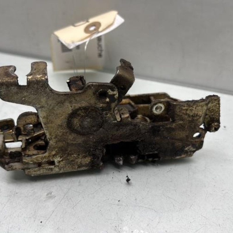 Serrure avant gauche VOLKSWAGEN LT 2 Photo n°3