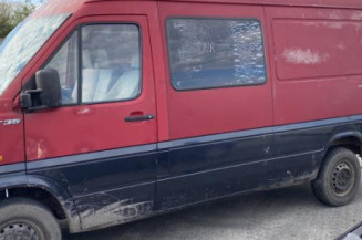 Serrure avant gauche VOLKSWAGEN LT 2