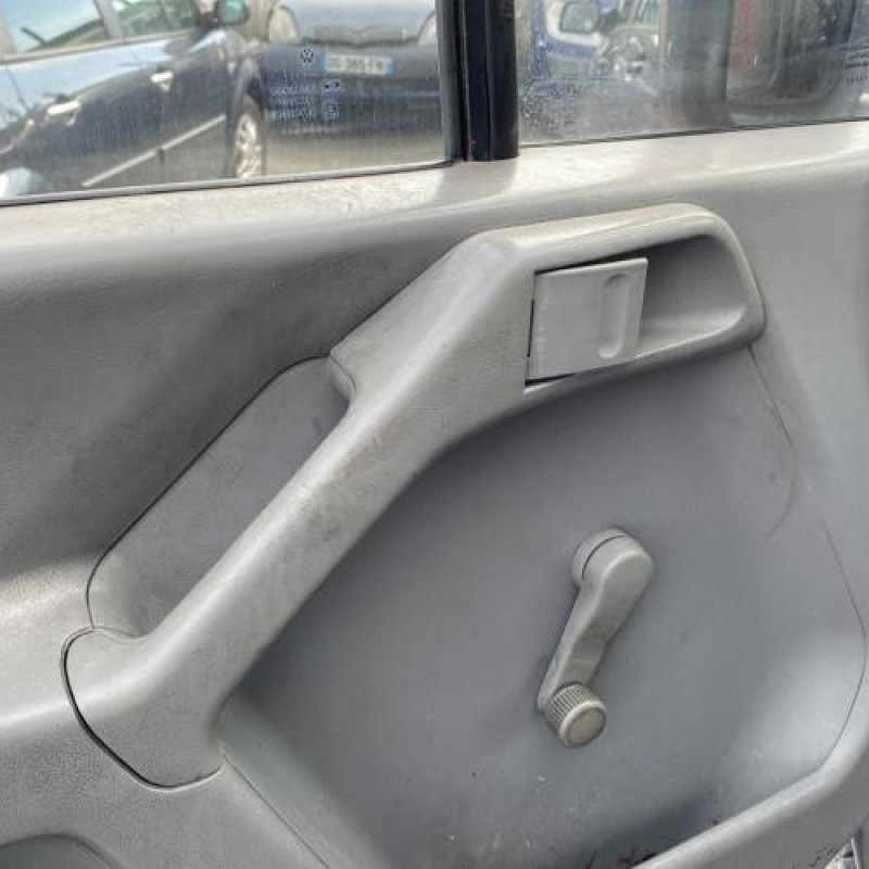 Serrure avant gauche VOLKSWAGEN LT 2 Photo n°12