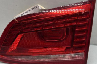 Feu arriere secondaire droit (feux) VOLKSWAGEN PASSAT 6 Photo n°1