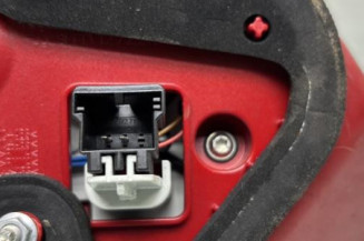 Feu arriere secondaire droit (feux) VOLKSWAGEN PASSAT 6