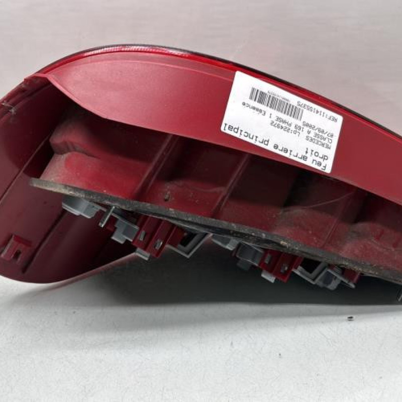 Feu arriere principal droit (feux) MERCEDES CLASSE A 169 Photo n°2