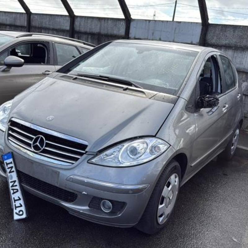 Feu arriere principal droit (feux) MERCEDES CLASSE A 169 Photo n°4