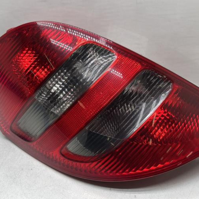 Feu arriere principal gauche (feux) MERCEDES CLASSE A 169 Photo n°1