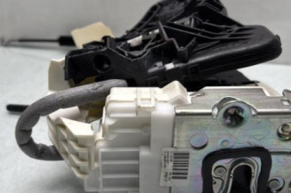 Serrure arriere droit MERCEDES CLASSE A 169 Photo n°1