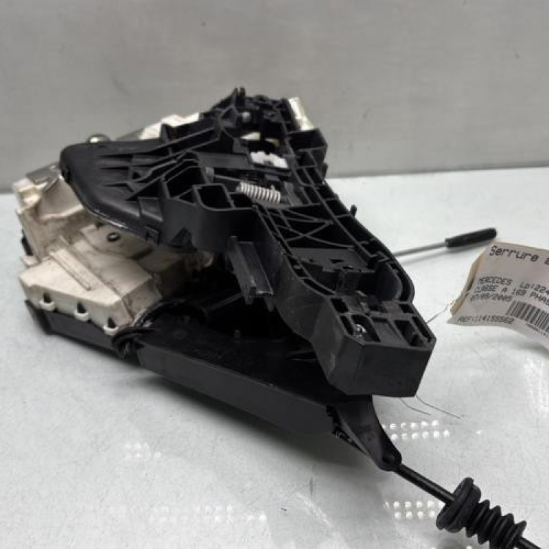 Serrure arriere droit MERCEDES CLASSE A 169 Photo n°2