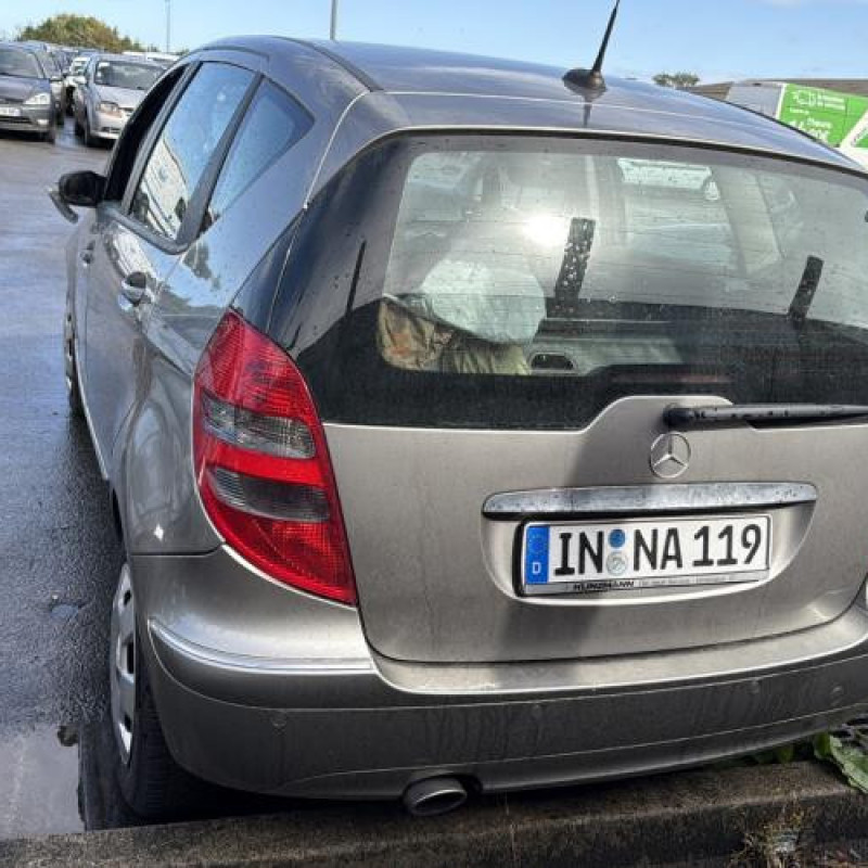 Serrure arriere droit MERCEDES CLASSE A 169 Photo n°9