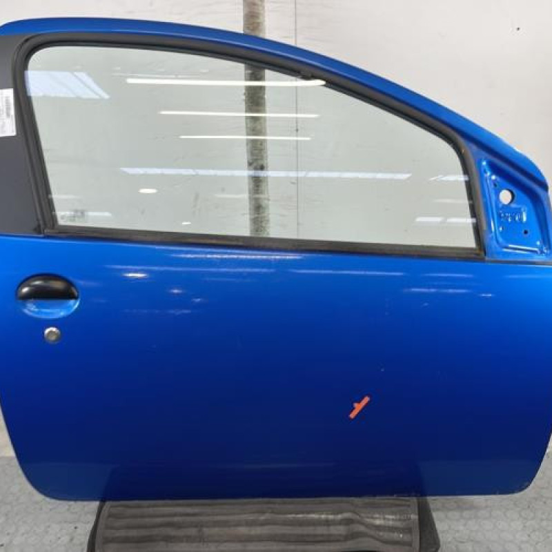 Porte avant droit PEUGEOT 107 Photo n°1