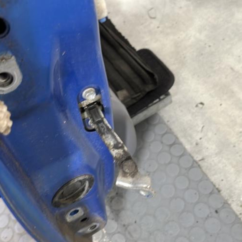 Porte avant droit PEUGEOT 107 Photo n°4