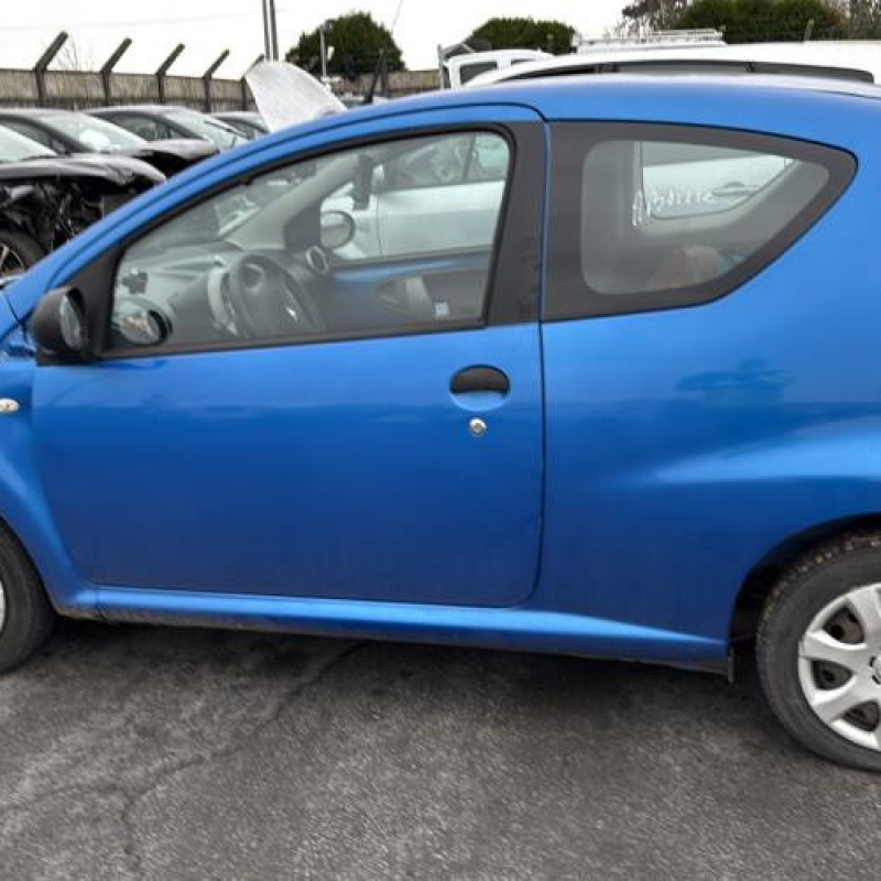 Porte avant droit PEUGEOT 107 Photo n°15