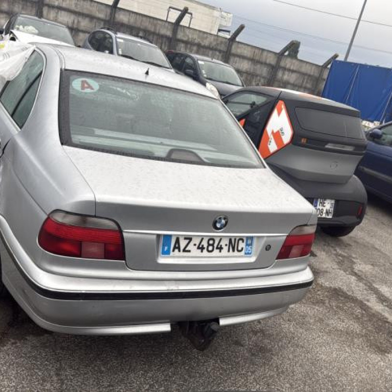 Porte avant gauche BMW SERIE 5 E39 Photo n°12