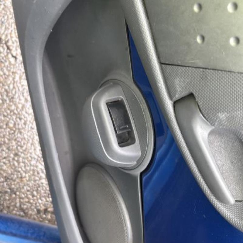 Porte avant gauche TOYOTA AYGO 1 Photo n°19