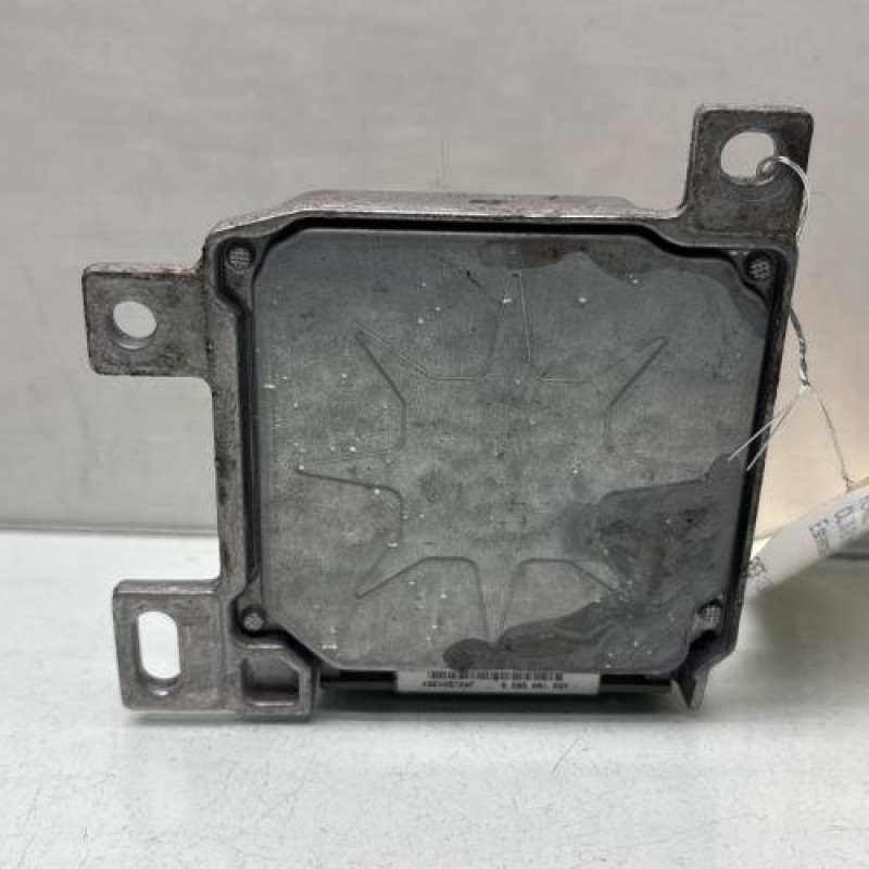 Boitier air bag RENAULT CLIO 2 CAMPUS Photo n°4