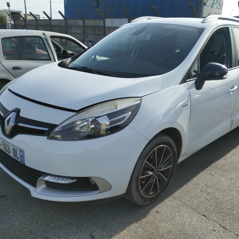RENAULT GRAND SCENIC 3 PHASE 3 1.2i - 16V TURBO TCE 130 Photo n°1