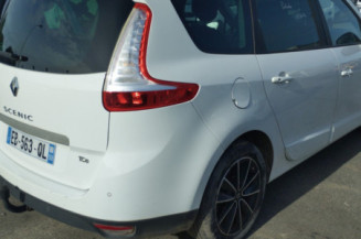 RENAULT GRAND SCENIC 3 PHASE 3 1.2i - 16V TURBO TCE 130