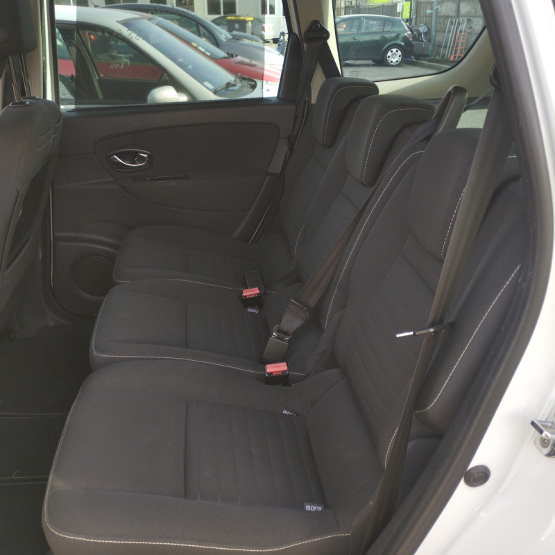 RENAULT GRAND SCENIC 3 PHASE 3 1.2i - 16V TURBO TCE 130 Photo n°12