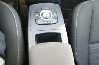 RENAULT GRAND SCENIC 3 PHASE 3 1.2i - 16V TURBO TCE 130